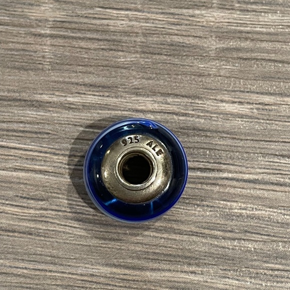 Authentic Retired Pandora Blue Ribbon Murano Glass Charm - Picture 3 of 3